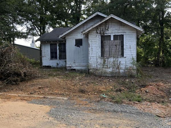 1536 Cc Bryant Drive, McComb, MS 39648