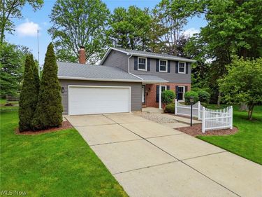 2617 Northam Circle NW, North Canton, OH 44720
