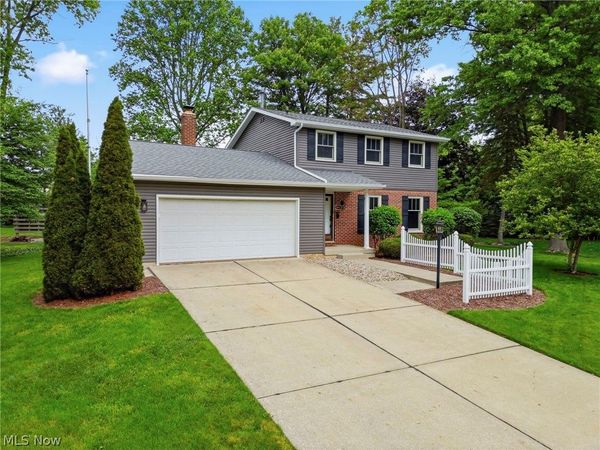 2617 Northam Circle NW, North Canton, OH 44720
