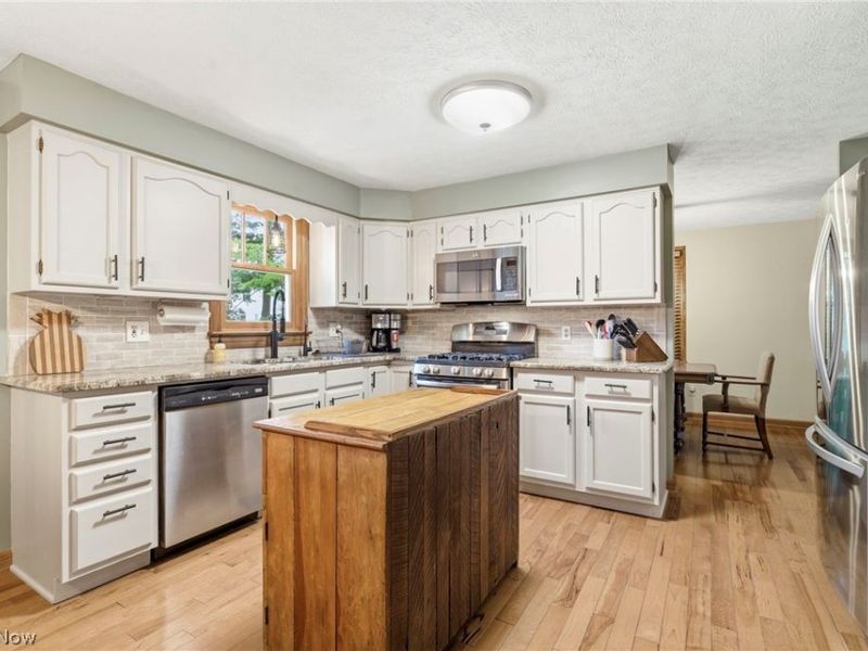 2617 Northam Circle NW, North Canton, OH 44720 Photo 16