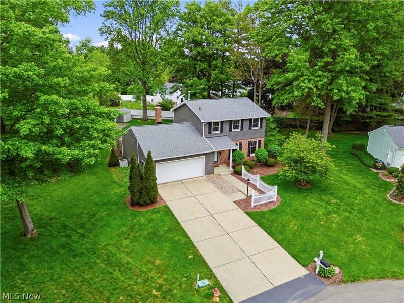 2617 Northam Circle NW, North Canton, OH 44720 Photo 3