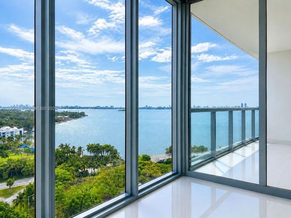 601 NE 36th St, Unit 1404, Miami, FL 33137