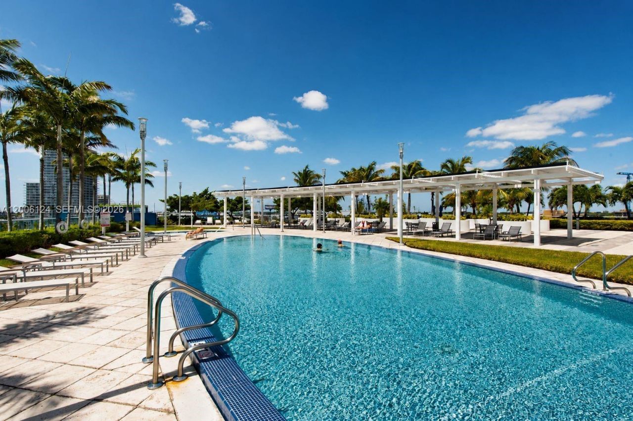 601 NE 36th St, Unit 1404, Miami, FL 33137 Photo