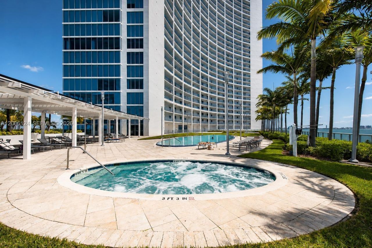 601 NE 36th St, Unit 1404, Miami, FL 33137 Photo