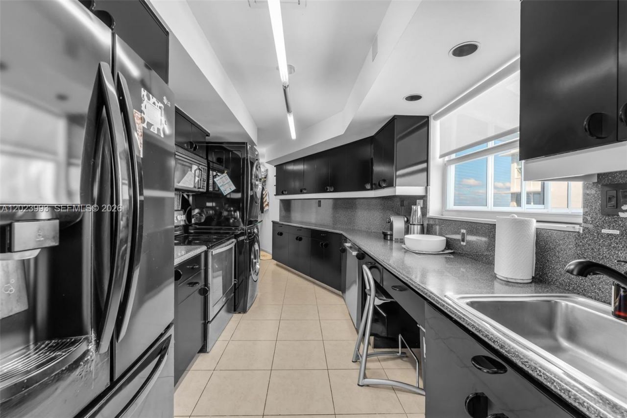 4925 Collins Ave , Unit 11E, Miami Beach, FL 33140 Photo