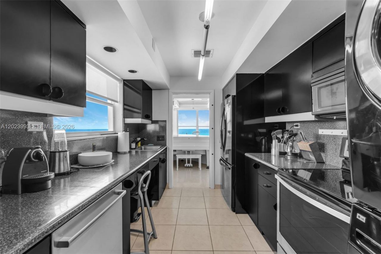 4925 Collins Ave , Unit 11E, Miami Beach, FL 33140 Photo