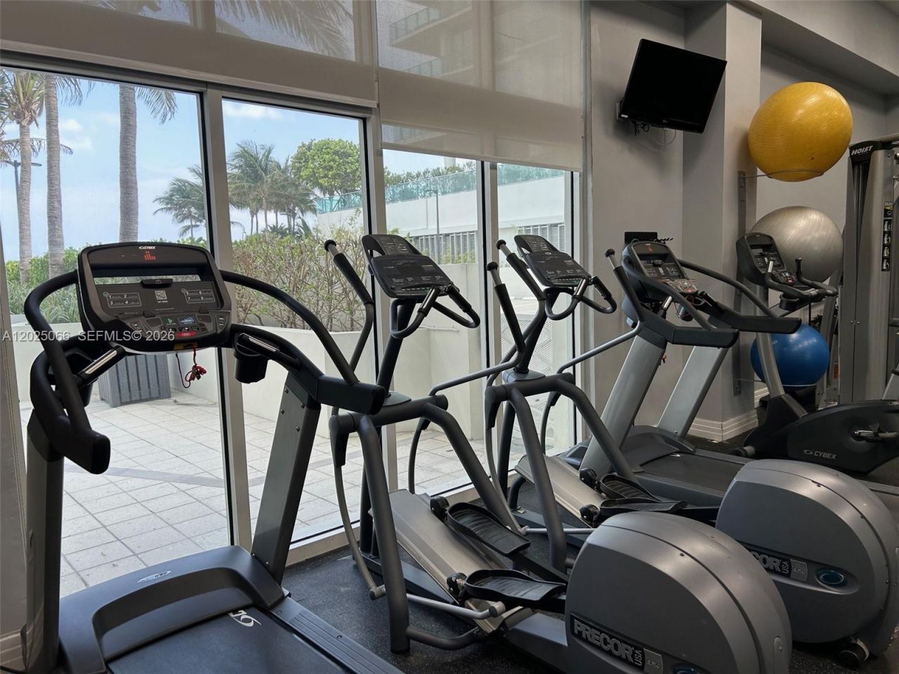 6917 Collins Ave , Unit 807, Miami Beach, FL 33141 Photo
