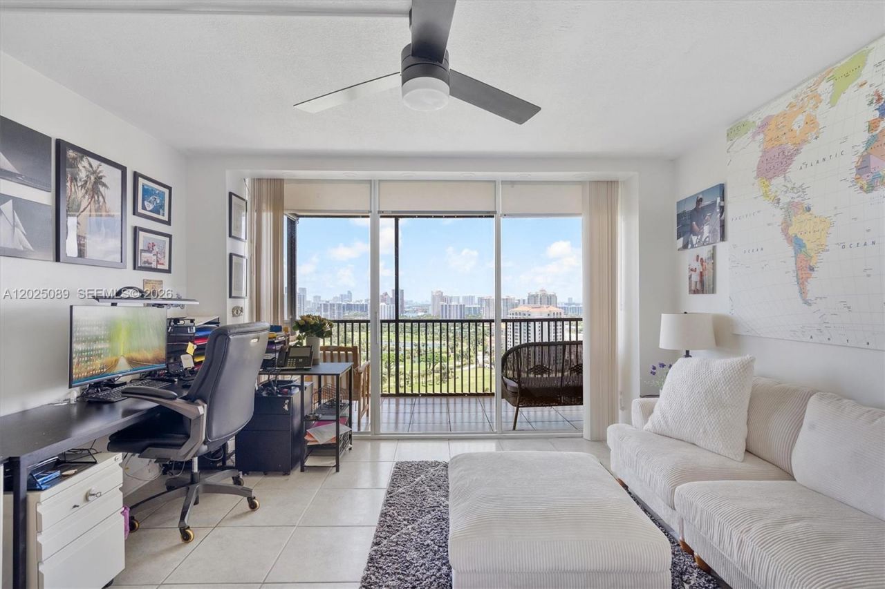 20379 W Country Club Dr , Unit 2535, Aventura, FL 33180 Photo