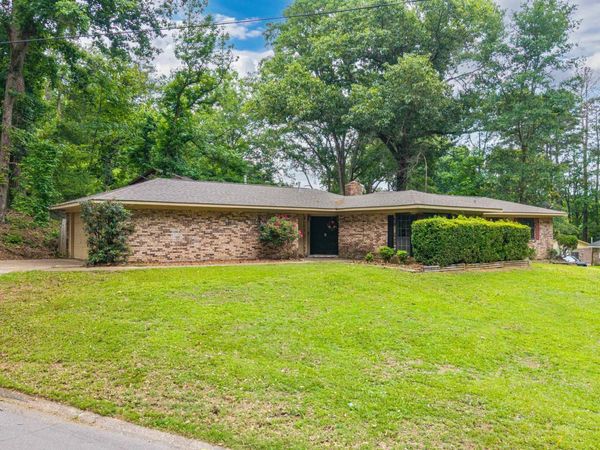 2050 Elaine Circle, Arkadelphia, AR 71923