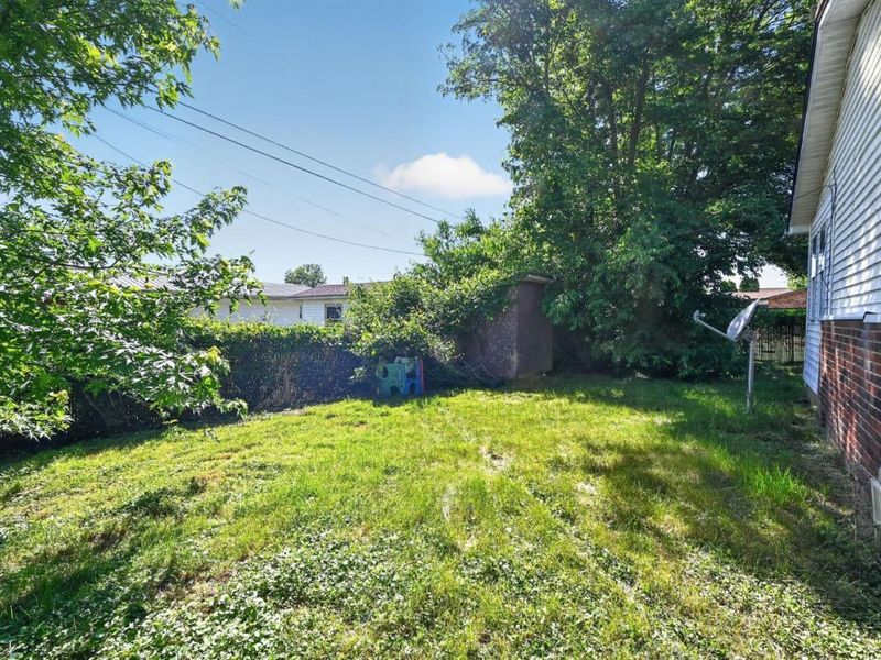 1752 Waldo Drive, Ironton, OH 45638 Photo 3