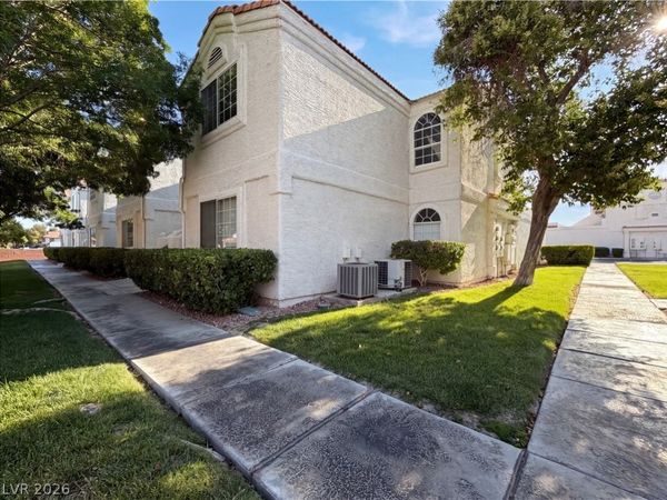 1800 Edmond Street, Unit 224, Las Vegas, NV 89146