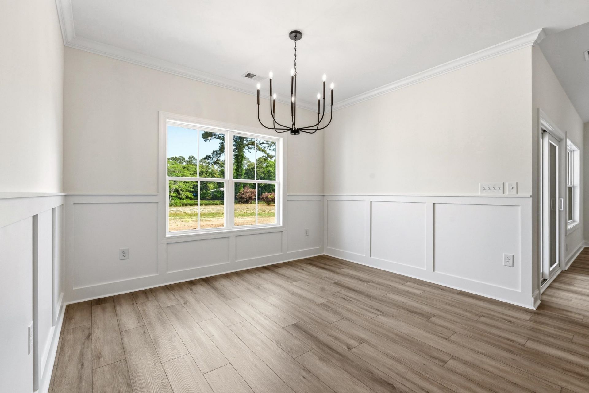 1035 Martin Ln.  Photo 14
