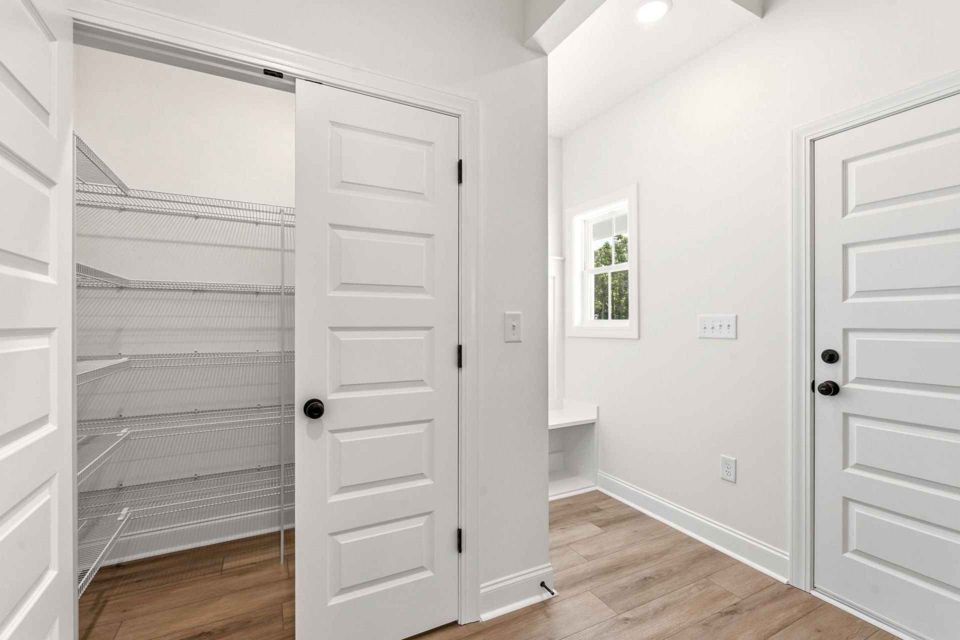 1035 Martin Ln.  Photo 27