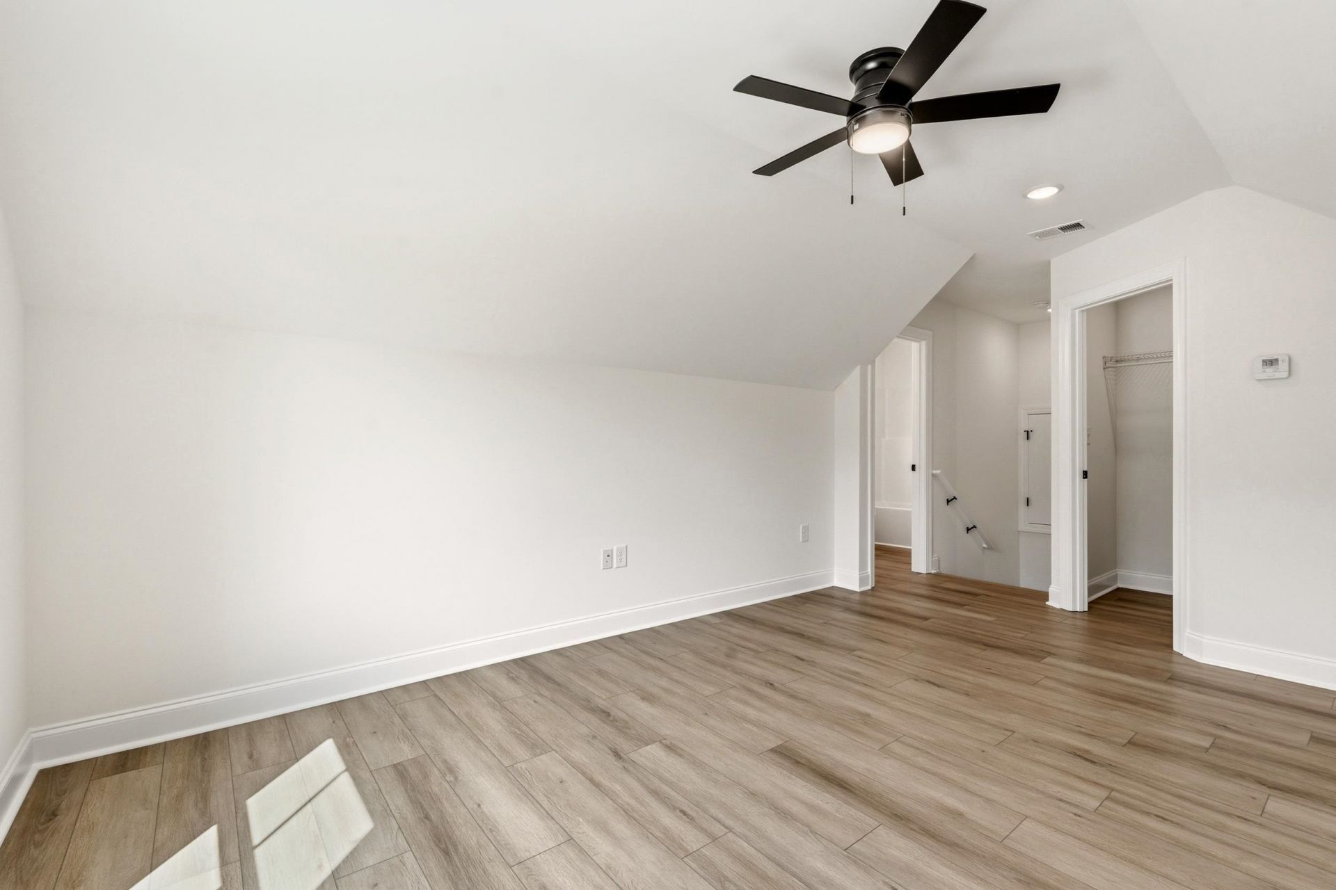 1035 Martin Ln.  Photo 38