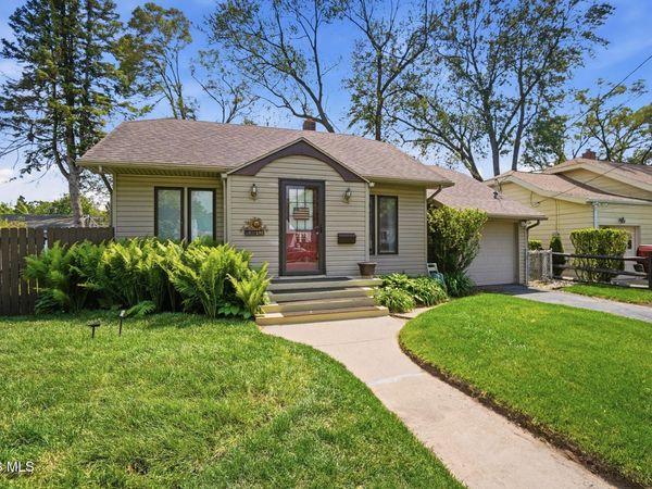 2355 Roseview Drive , Toledo, OH 43613