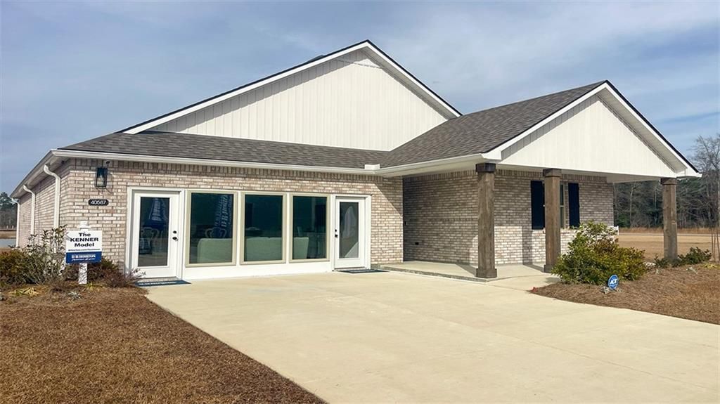 40587 CYPRESS RESERVE Avenue  Ponchatoula, LA 