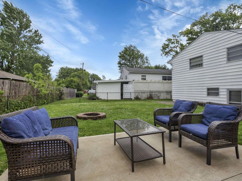 1053 Carrousel Drive E, Reynoldsburg, OH 43068 Photo 34