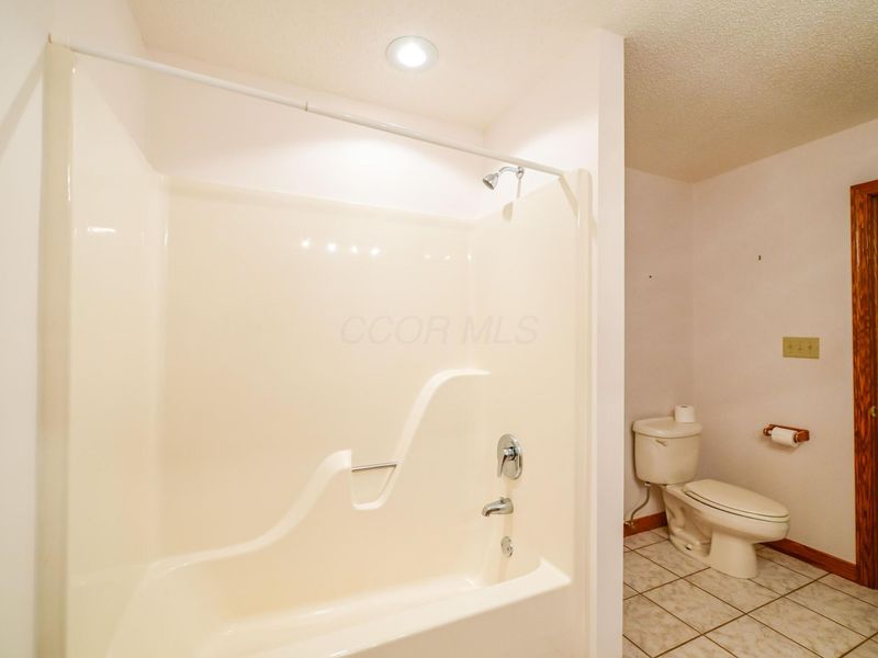 6300 Jonathan Lane, Albany, OH 45710 Photo 32