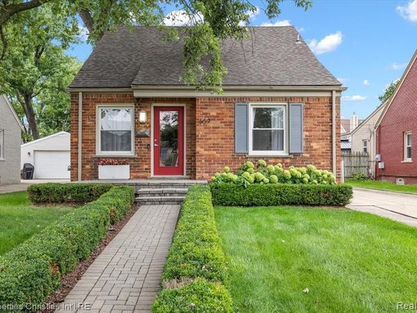 559 E Southlawn Boulevard , Birmingham, MI 48009