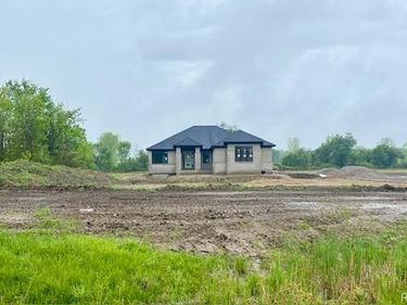 4930 Daisy Lane, Almont Twp, MI 48003