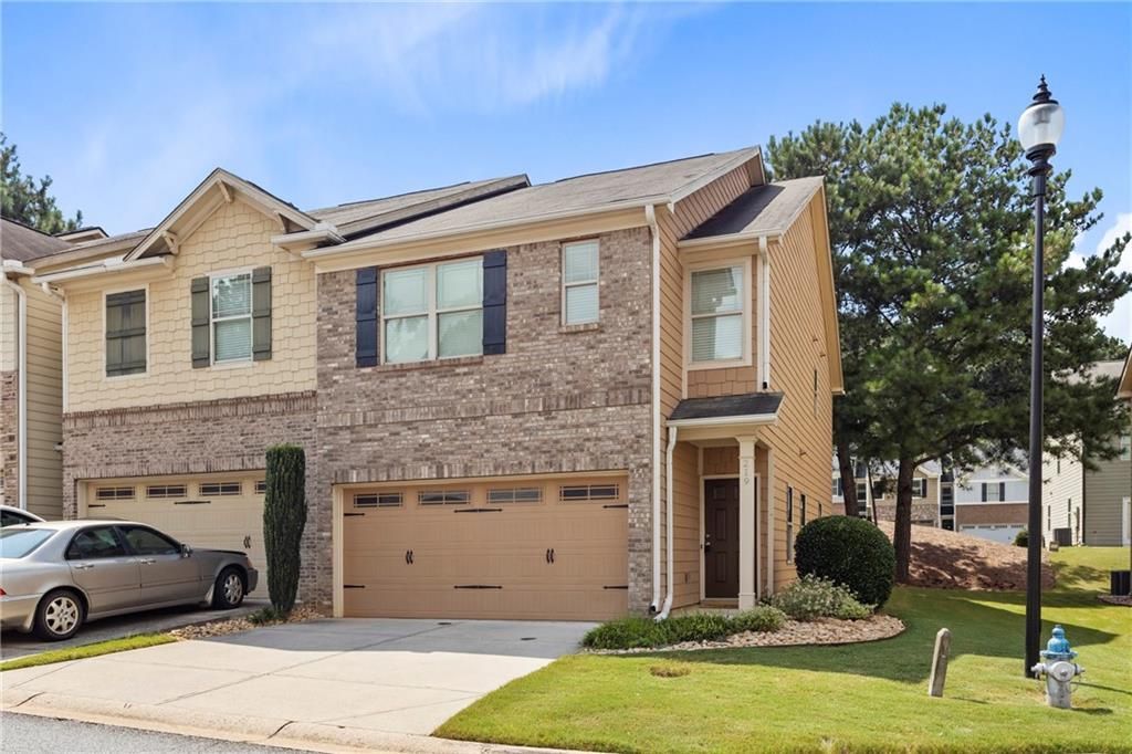 219 Bobbie Way, Woodstock, GA 30189 Main Photo
