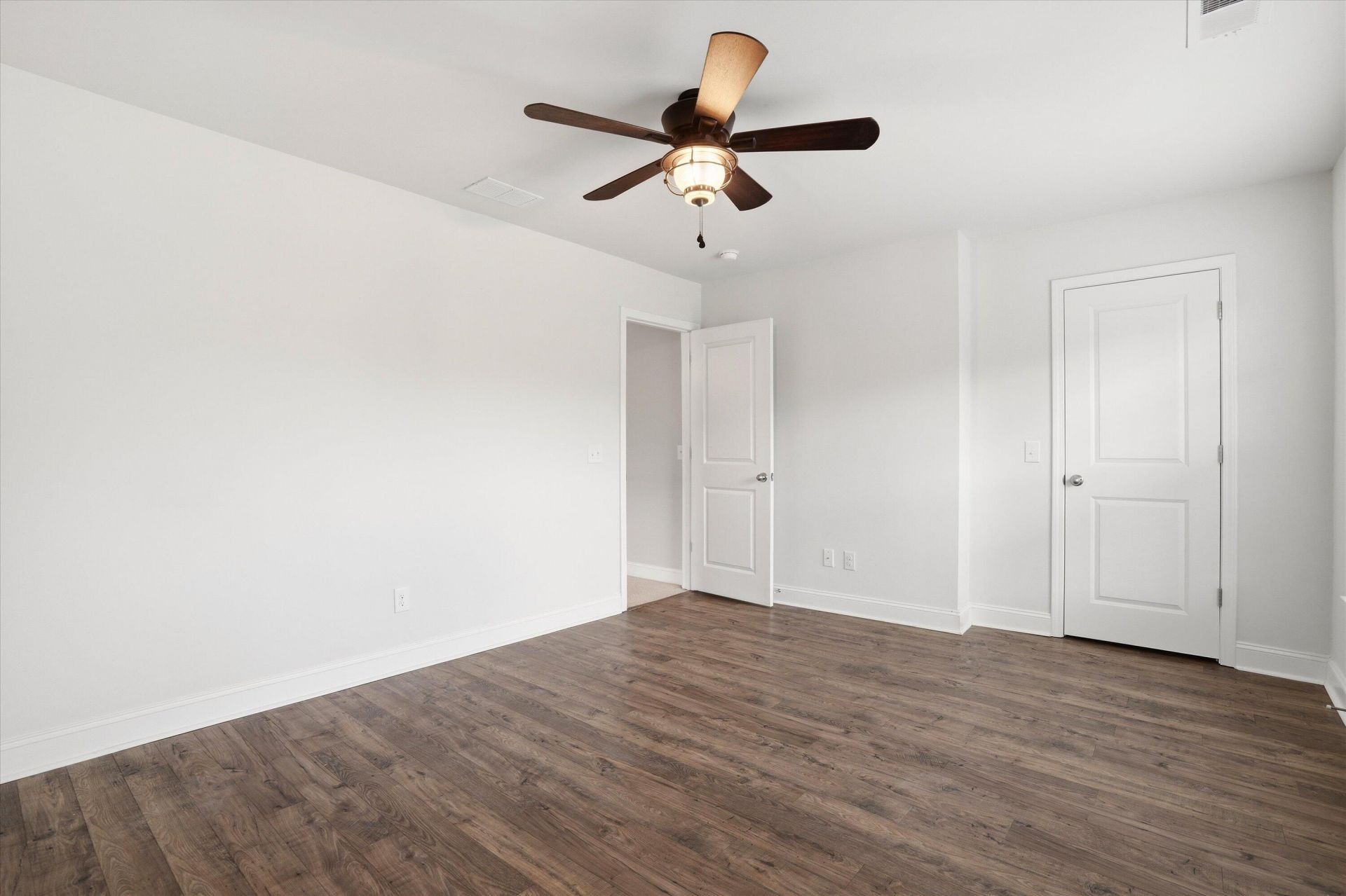 100 Windmere Drive Photo 26