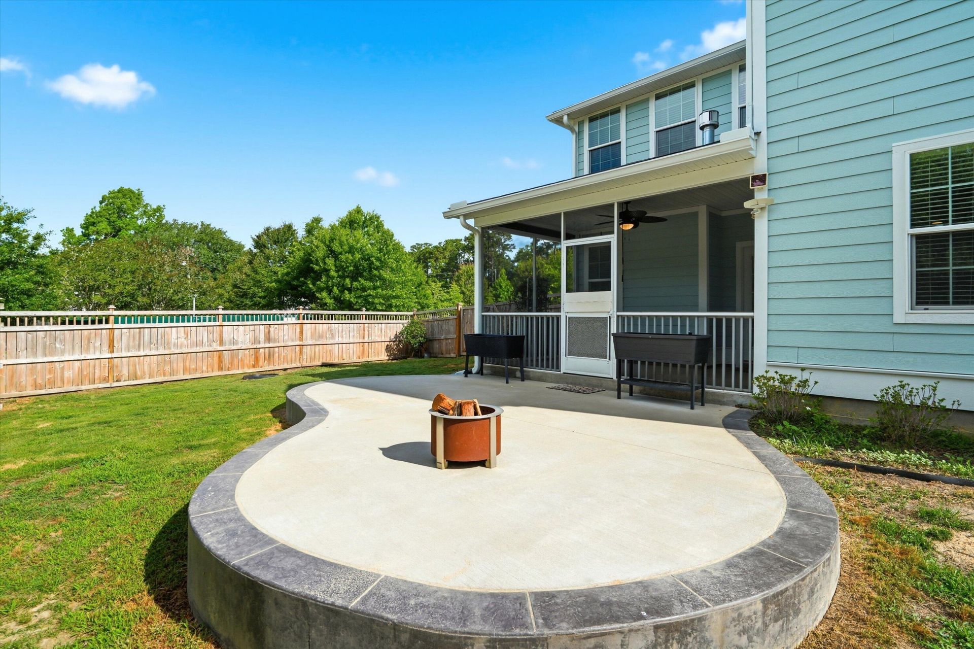 100 Windmere Drive Photo 33