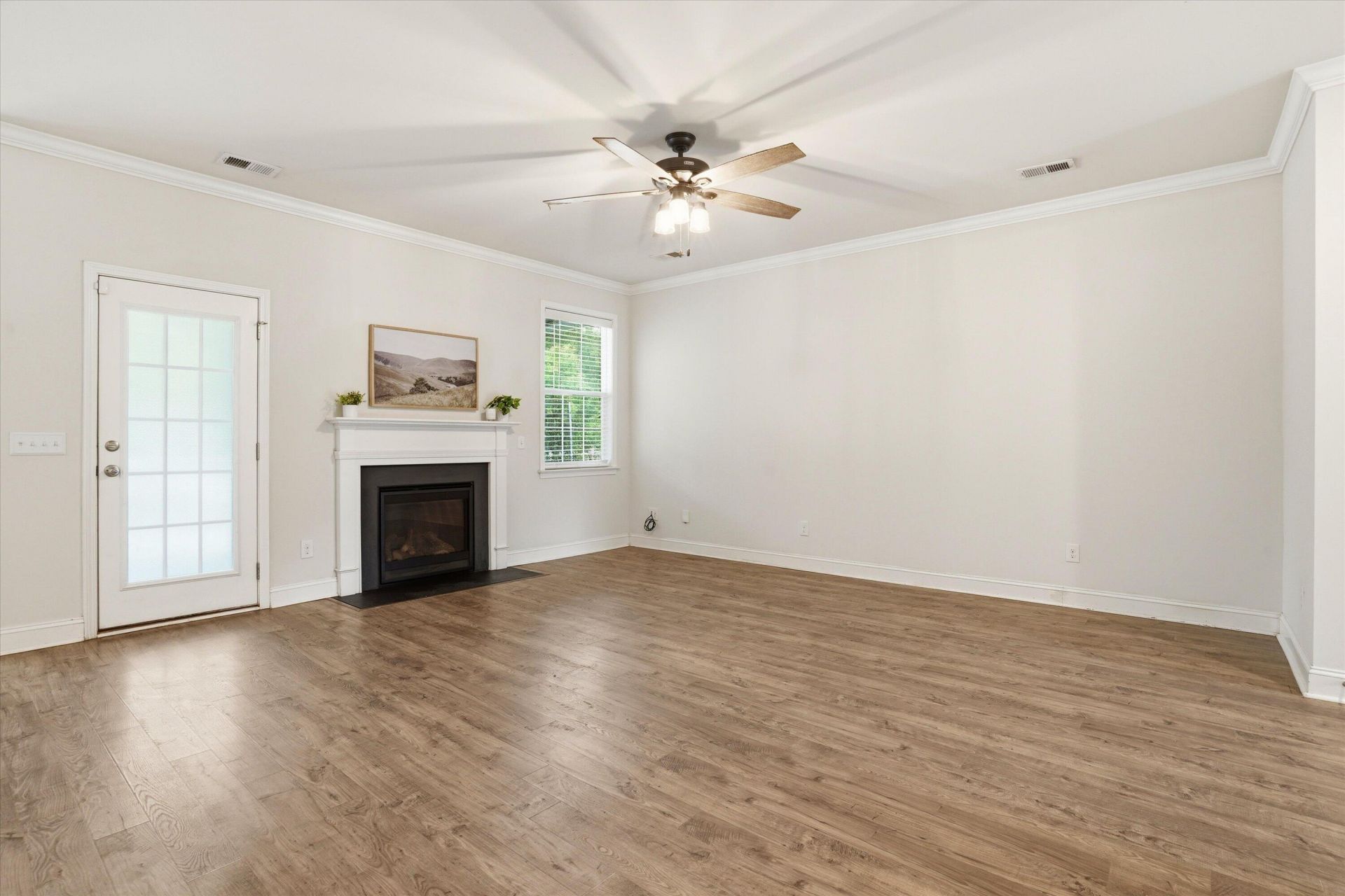 100 Windmere Drive Photo 6