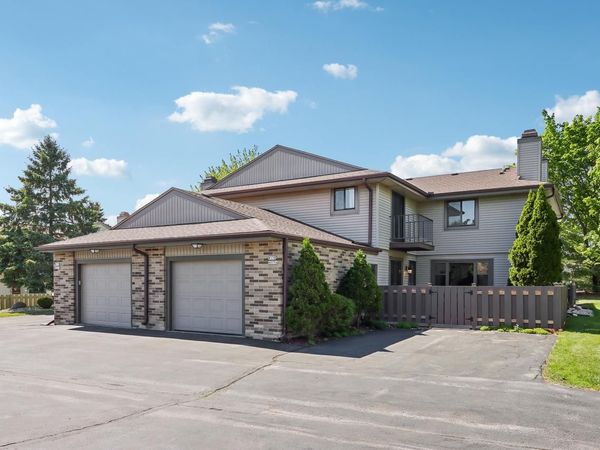 W178N9754 Riversbend CIRCLE, Germantown, WI 53022
