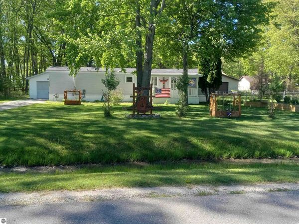 4144 Anne Street E, Au Gres, MI 48703