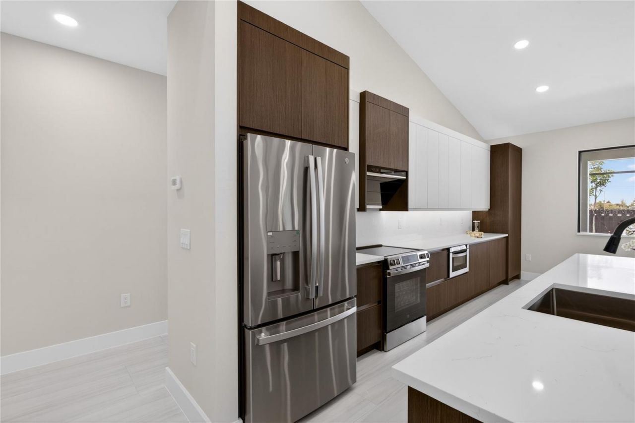 819 SW 16th Terrace, Cape Coral, FL 33991 Photo