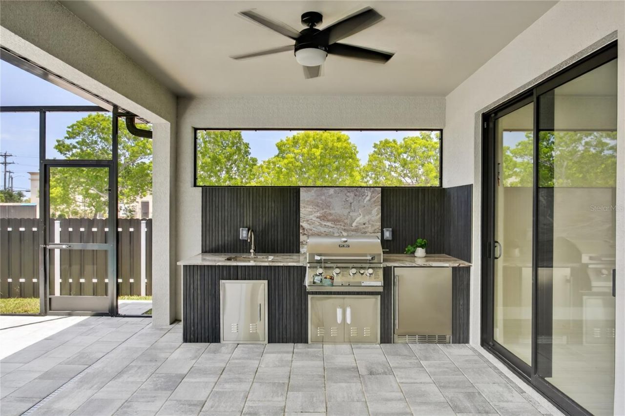 819 SW 16th Terrace, Cape Coral, FL 33991 Photo