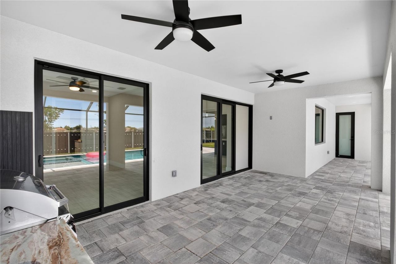 819 SW 16th Terrace, Cape Coral, FL 33991 Photo