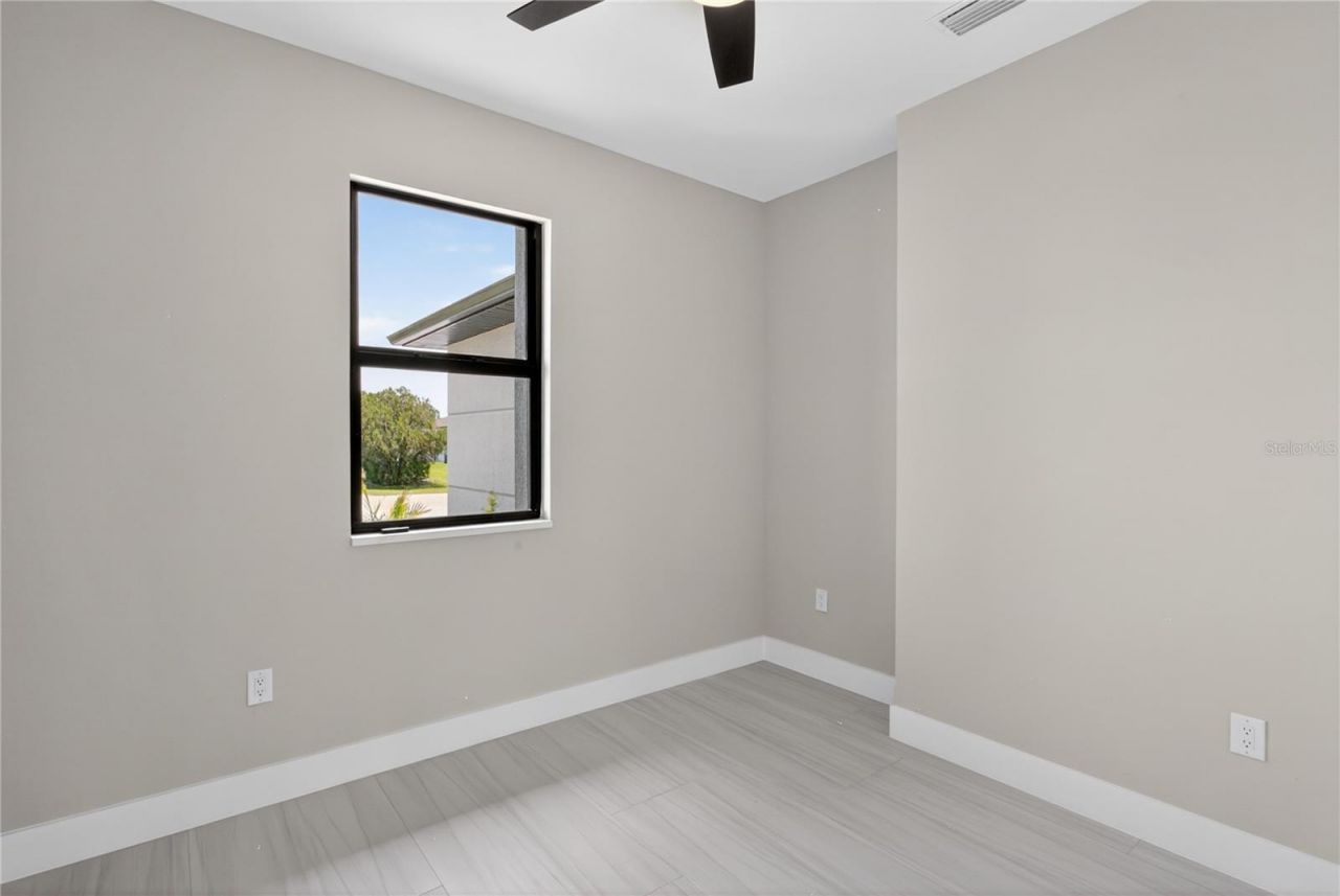 819 SW 16th Terrace, Cape Coral, FL 33991 Photo