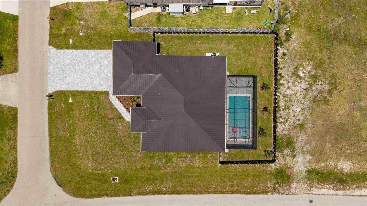 819 SW 16th Terrace, Cape Coral, FL 33991 Photo