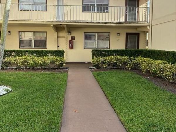 93 SAXONY , Unit B, DELRAY BEACH, FL 33446