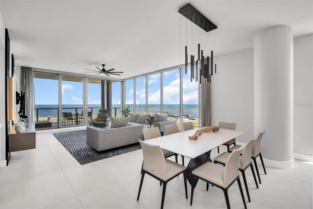 301 1st Street S, Unit 2501, Saint Petersburg, FL 33701 Photo