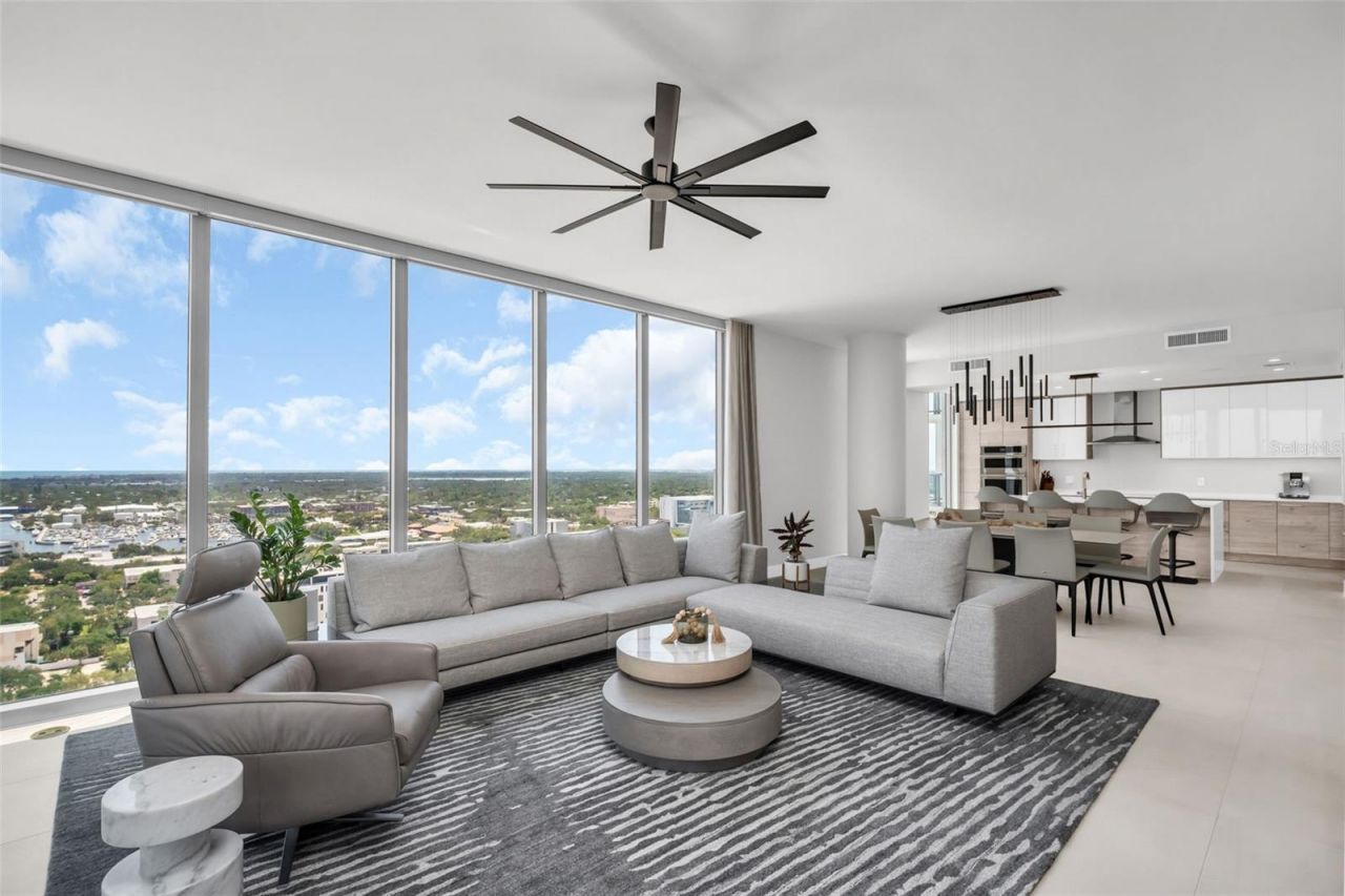 301 1st Street S, Unit 2501, Saint Petersburg, FL 33701 Photo