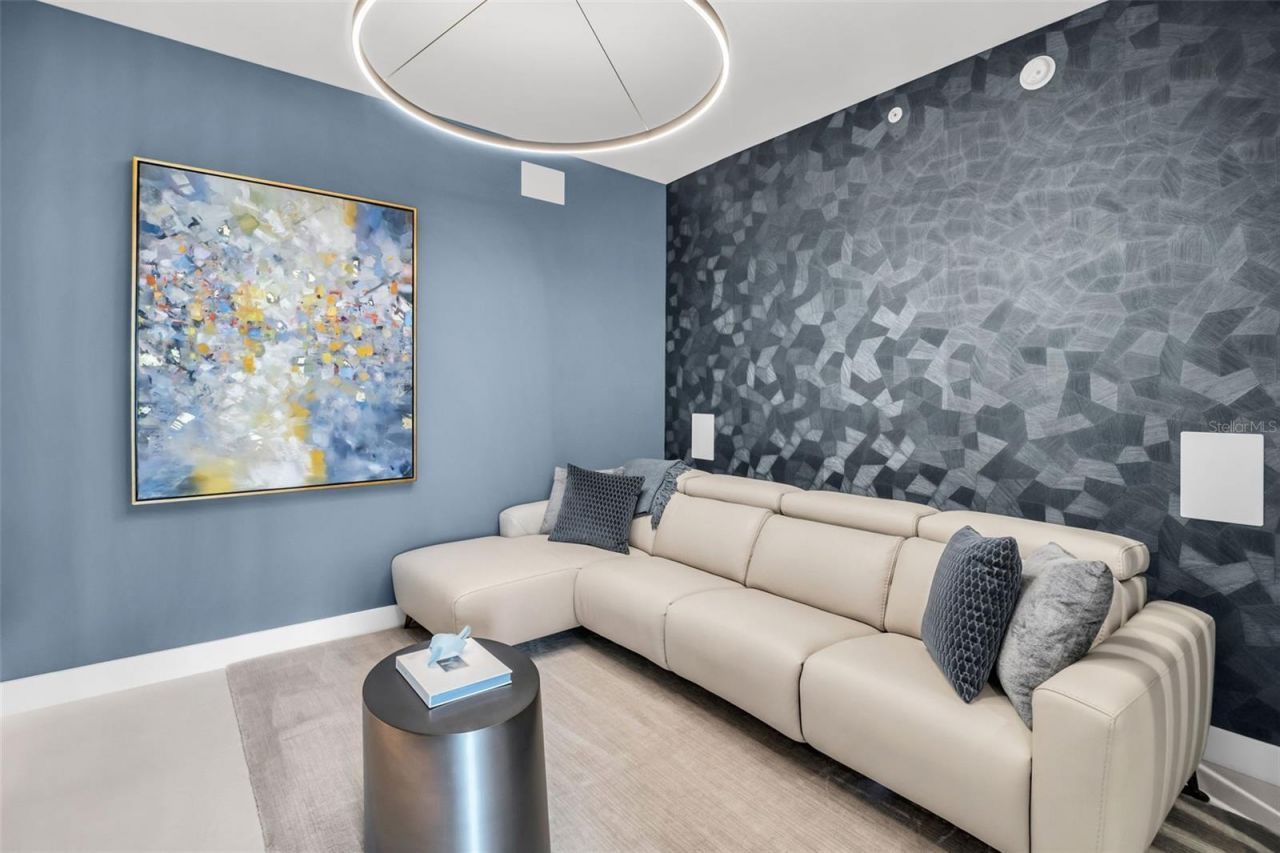 301 1st Street S, Unit 2501, Saint Petersburg, FL 33701 Photo