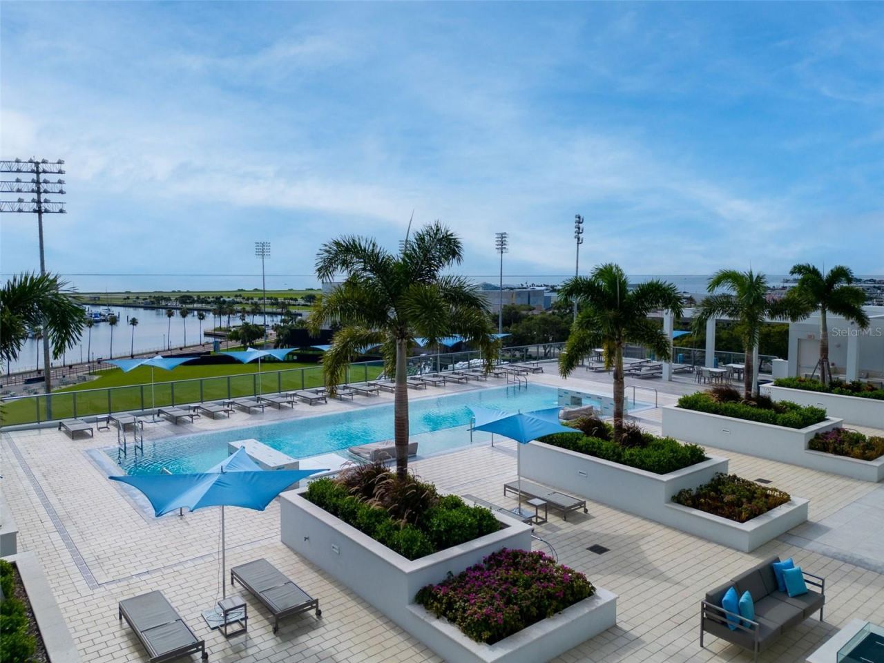 301 1st Street S, Unit 2501, Saint Petersburg, FL 33701 Photo