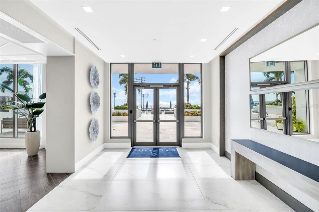 301 1st Street S, Unit 2501, Saint Petersburg, FL 33701 Photo