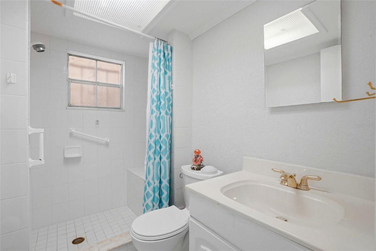 4715 Christa Court , Unit 335, Tampa, FL 33614 Photo