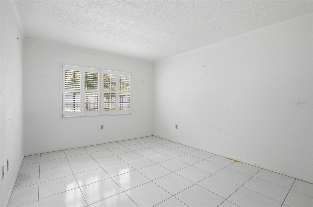 4715 Christa Court , Unit 335, Tampa, FL 33614 Photo