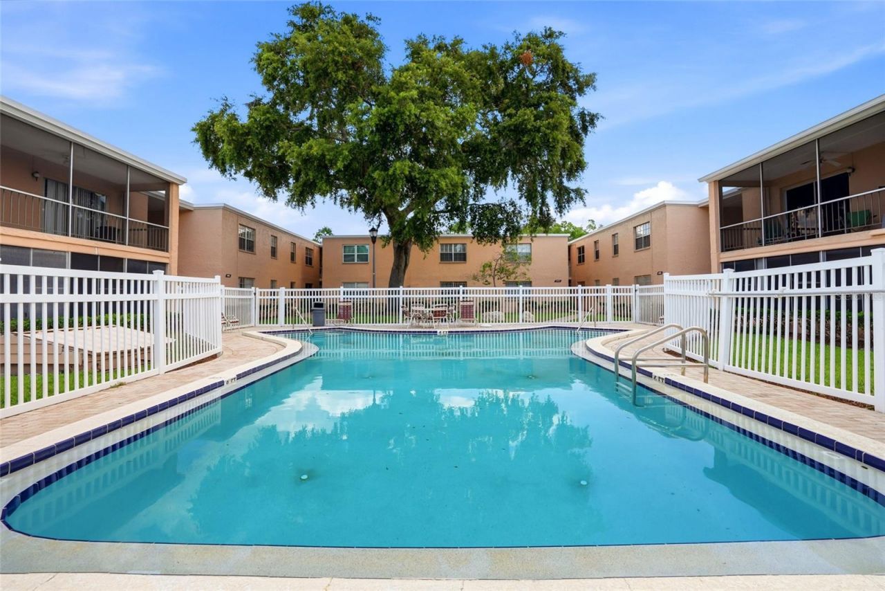 4715 Christa Court , Unit 335, Tampa, FL 33614 Photo