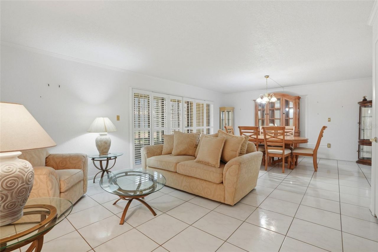 4715 Christa Court , Unit 335, Tampa, FL 33614 Photo
