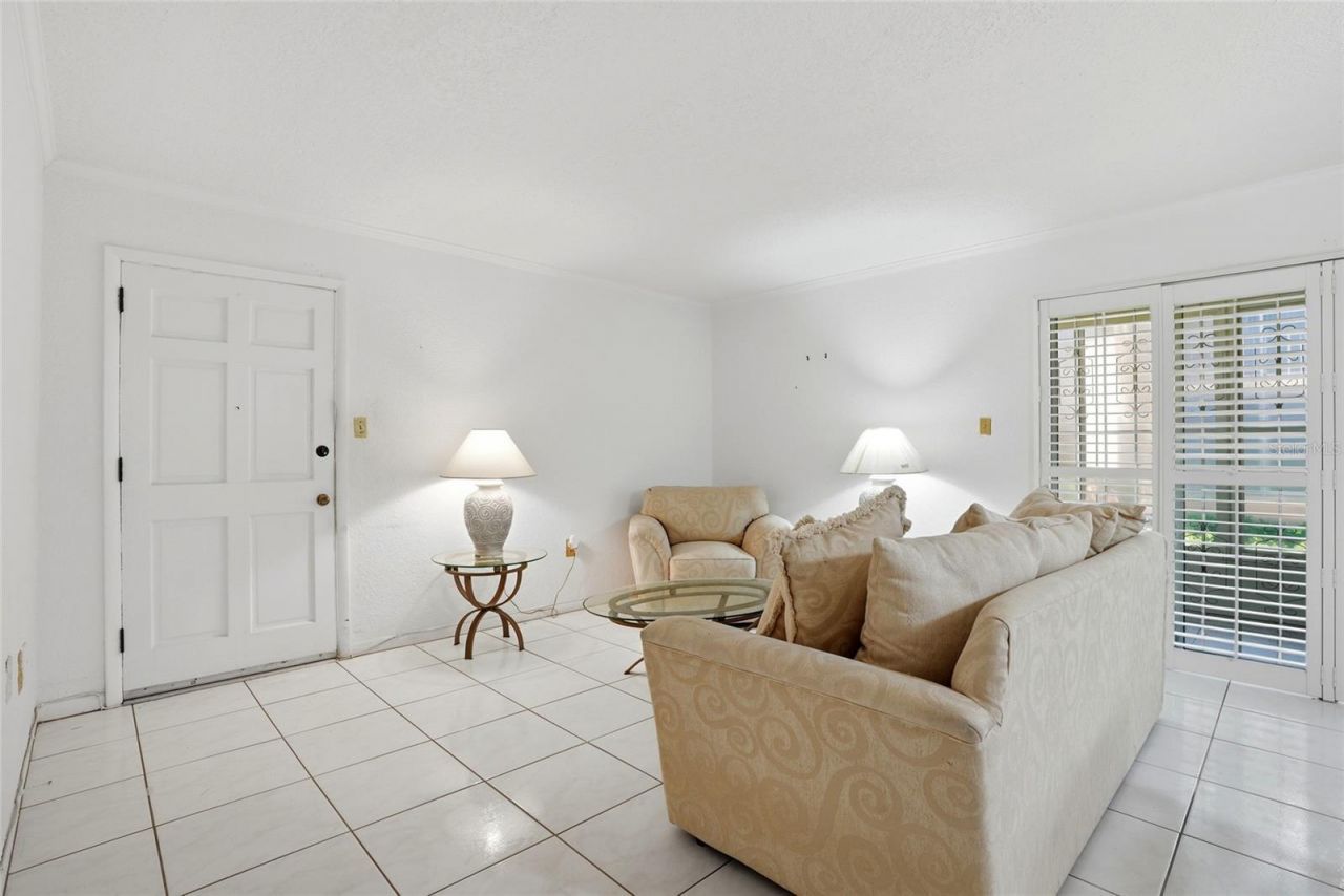 4715 Christa Court , Unit 335, Tampa, FL 33614 Photo