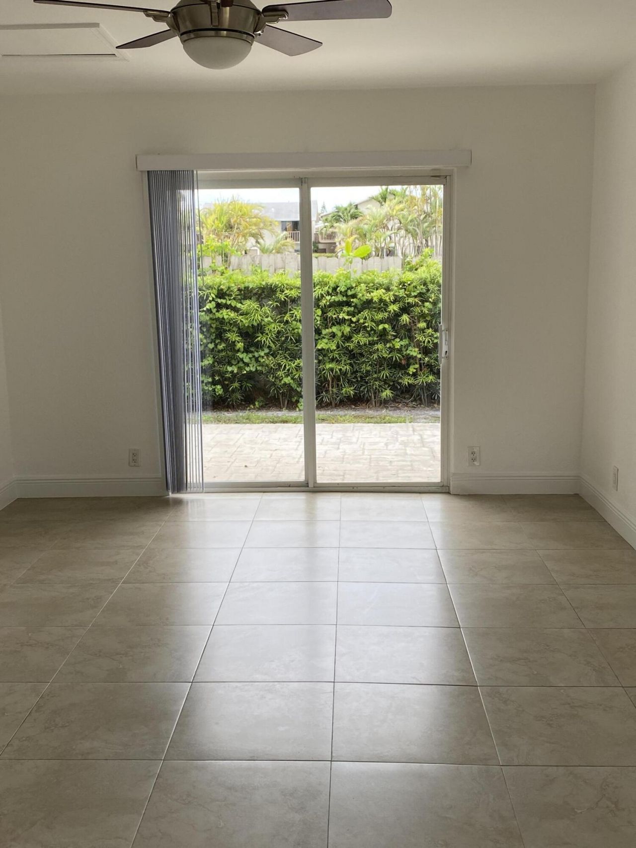 560-570 NE 19th Avenue, Deerfield Beach, FL 33441 Photo