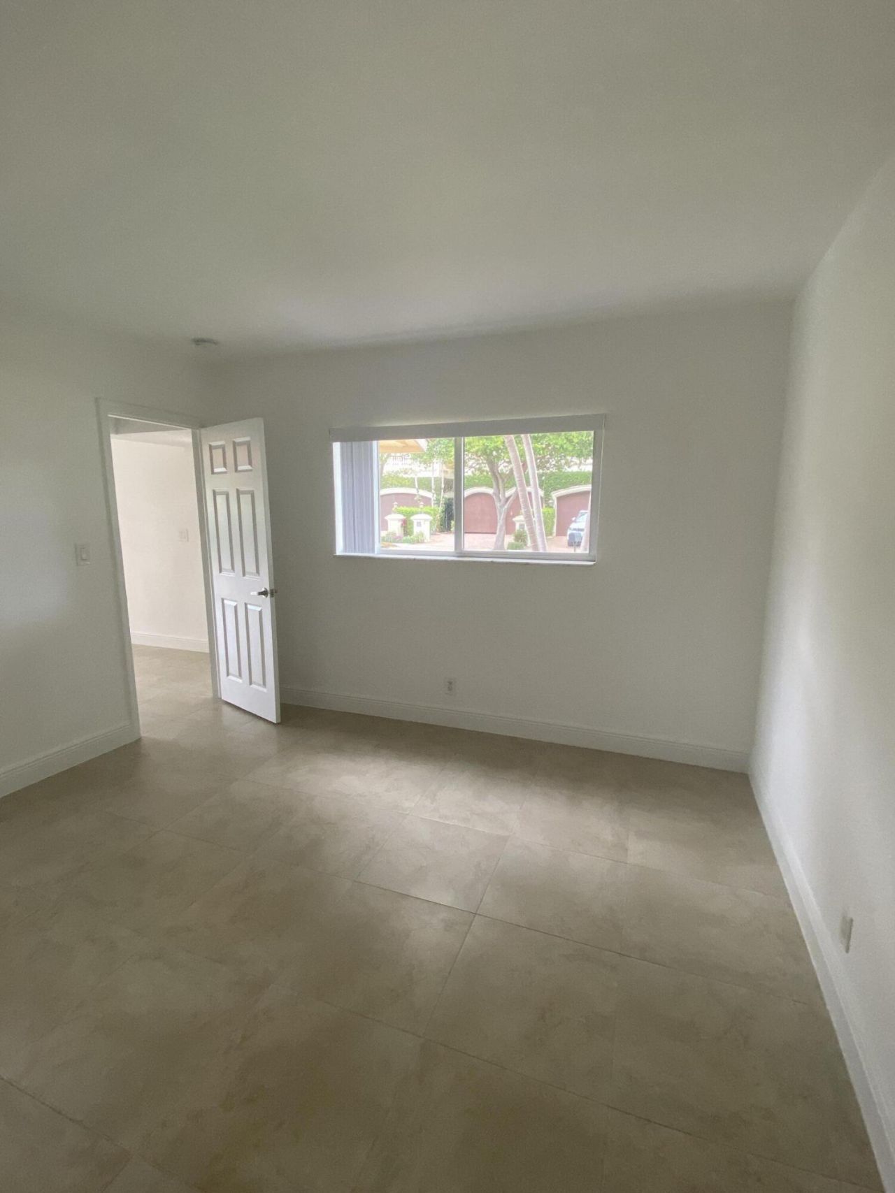 560-570 NE 19th Avenue, Deerfield Beach, FL 33441 Photo
