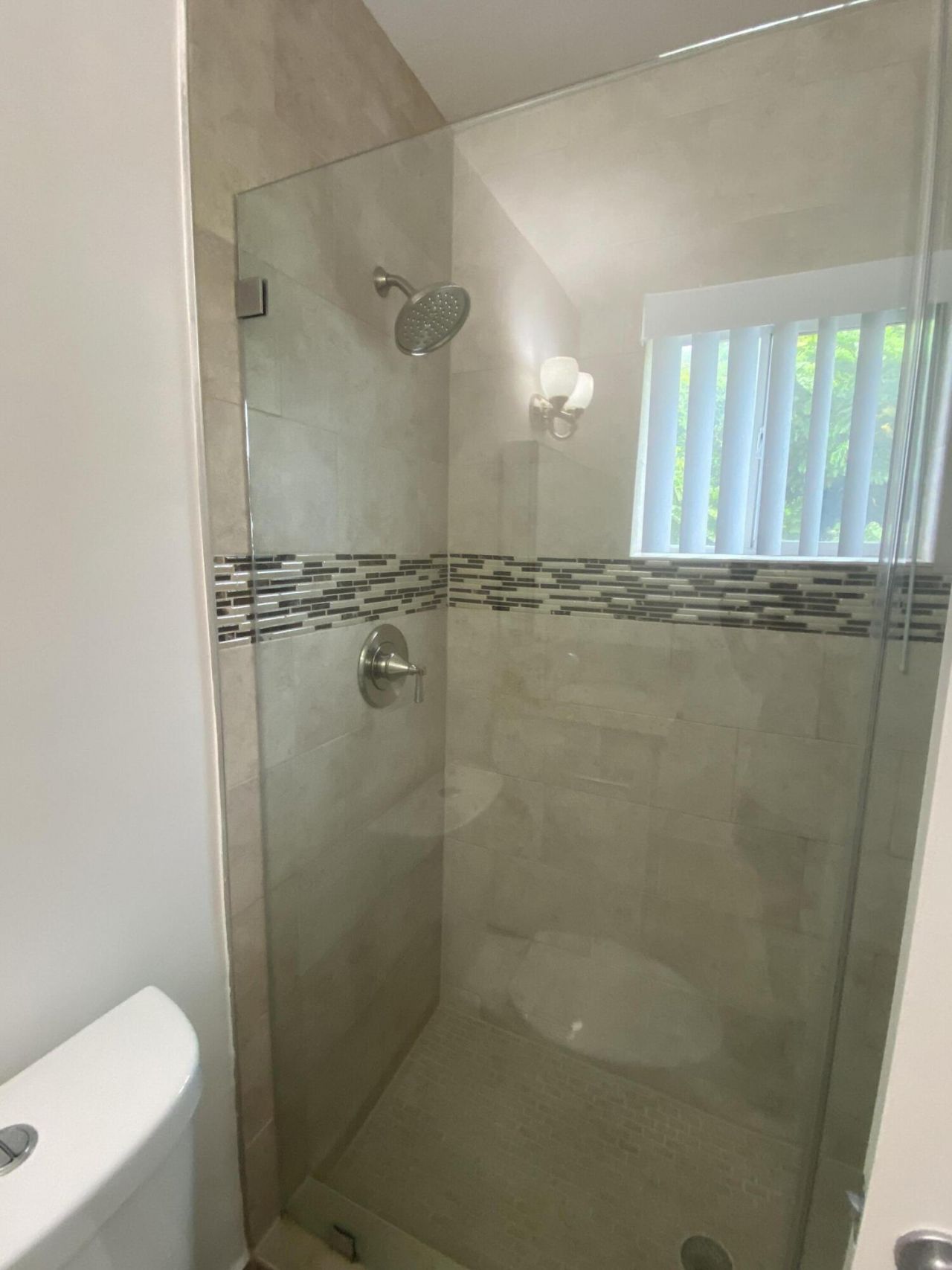 560-570 NE 19th Avenue, Deerfield Beach, FL 33441 Photo