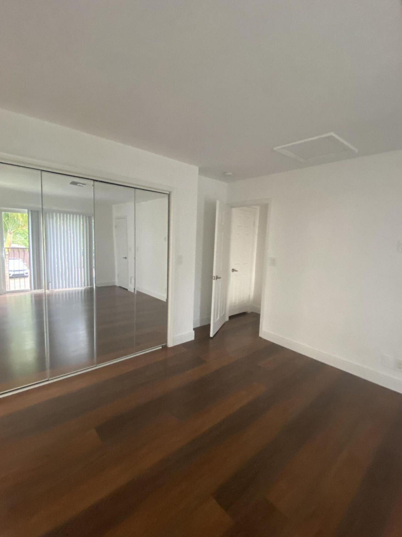 560-570 NE 19th Avenue, Deerfield Beach, FL 33441 Photo